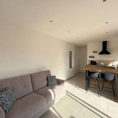 Moderne Et Lumineux A 2 Pas Des Plages Apartmán *